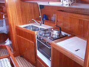 Dufour 36 Segeln Chartern Yachtcharter Ostsee Kiel Marina Wendtorf Skippertraining Mitsegeln